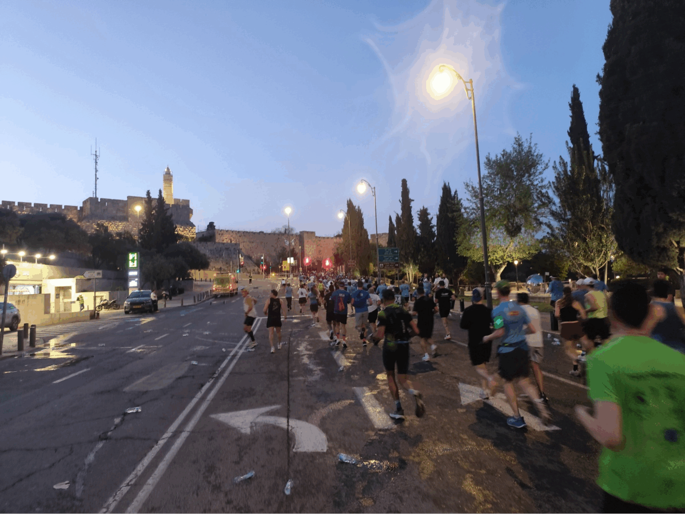 הזריחה בכניסה לעיר העתיקה